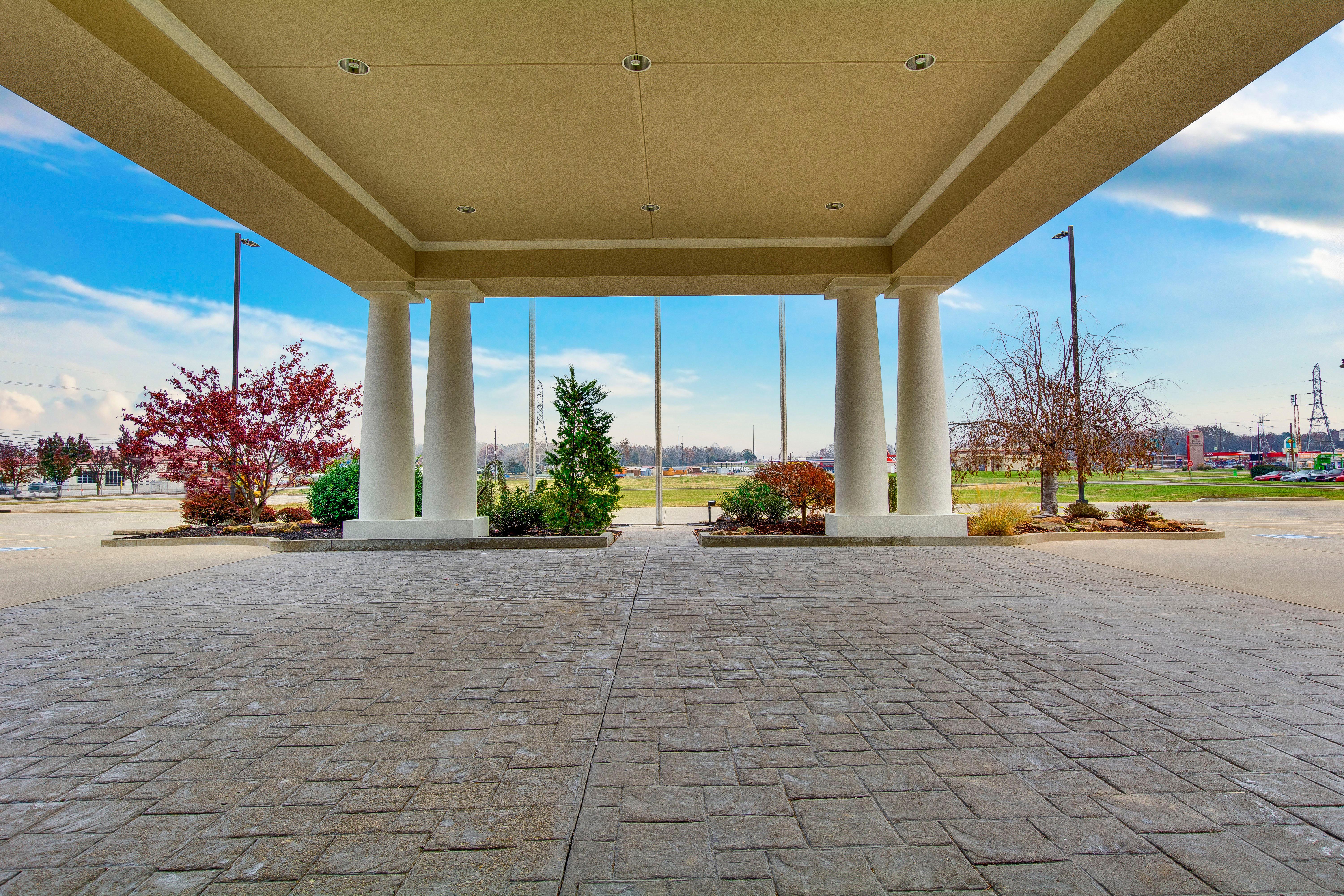 Holiday Inn Express Vincennes Exterior photo