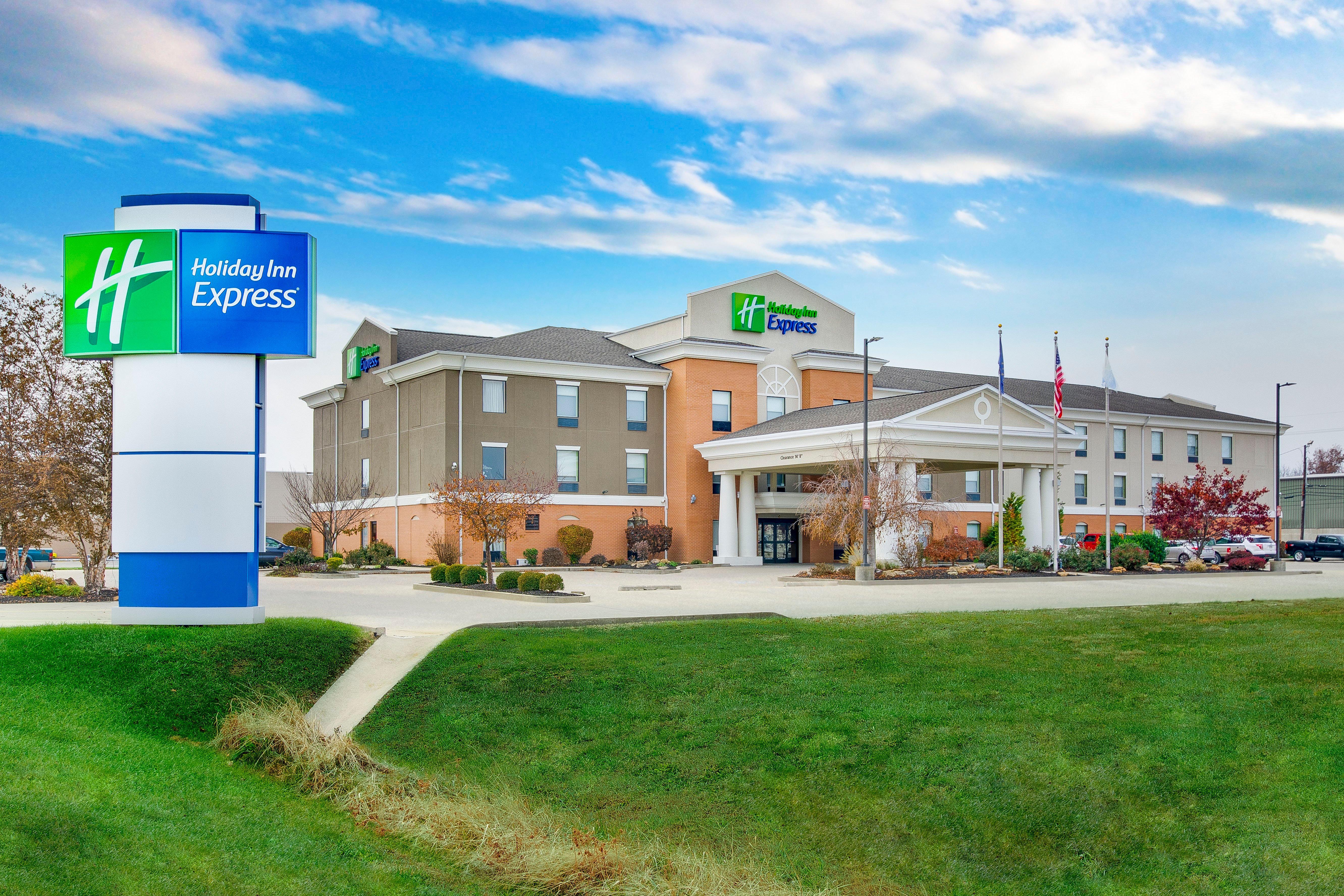 Holiday Inn Express Vincennes Exterior photo